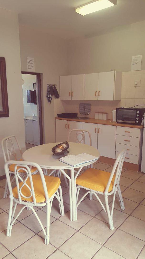 To Let 1 Bedroom Property for Rent in Glentana Western Cape